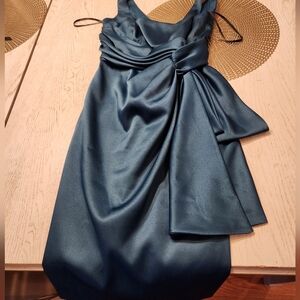 Maggy London Elegant Evening Dress Size 4 Like New